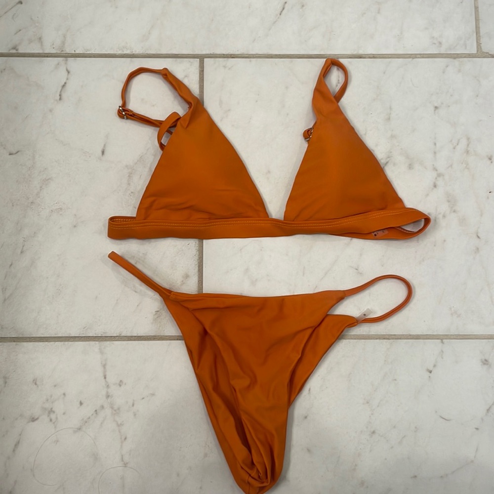Super Cute Orange bikini!